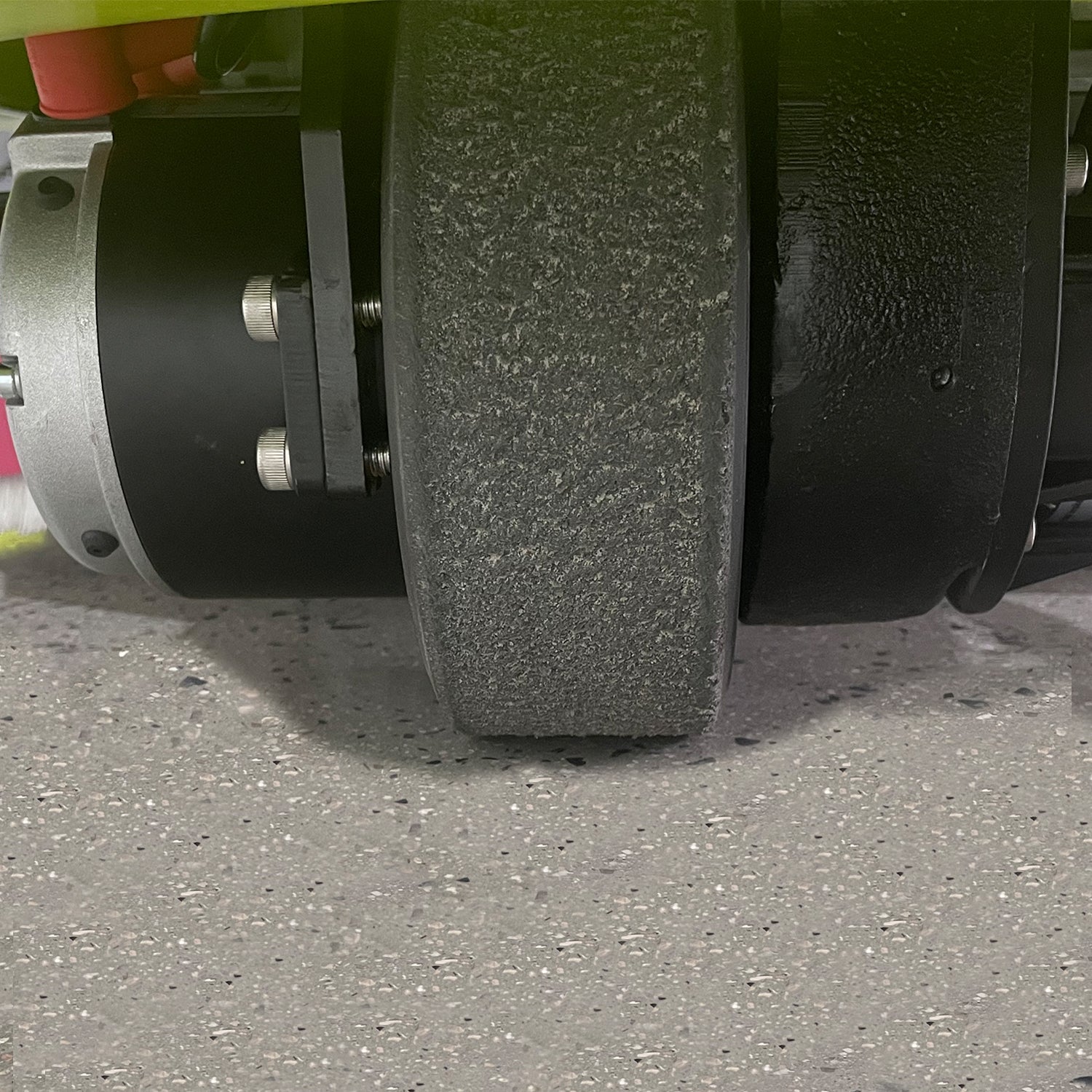 Forestwest Double Brush Floor Scrubber, Battery Powered, Ride-On, BM903 Forestwest