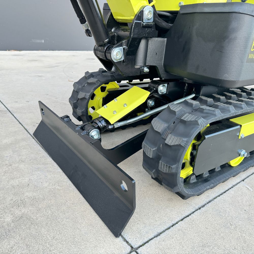 Forestwest Mini Excavator, 306cc Compact Excavator BM710 Forestwest