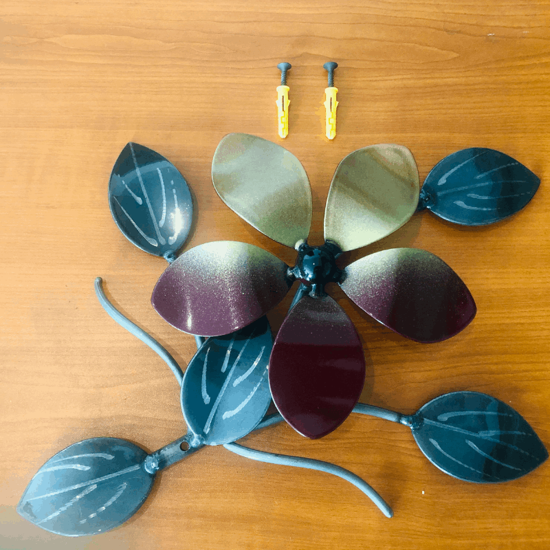 Decor Metal Art Flower with Leaves. Fitting Screws Included. Forestwest