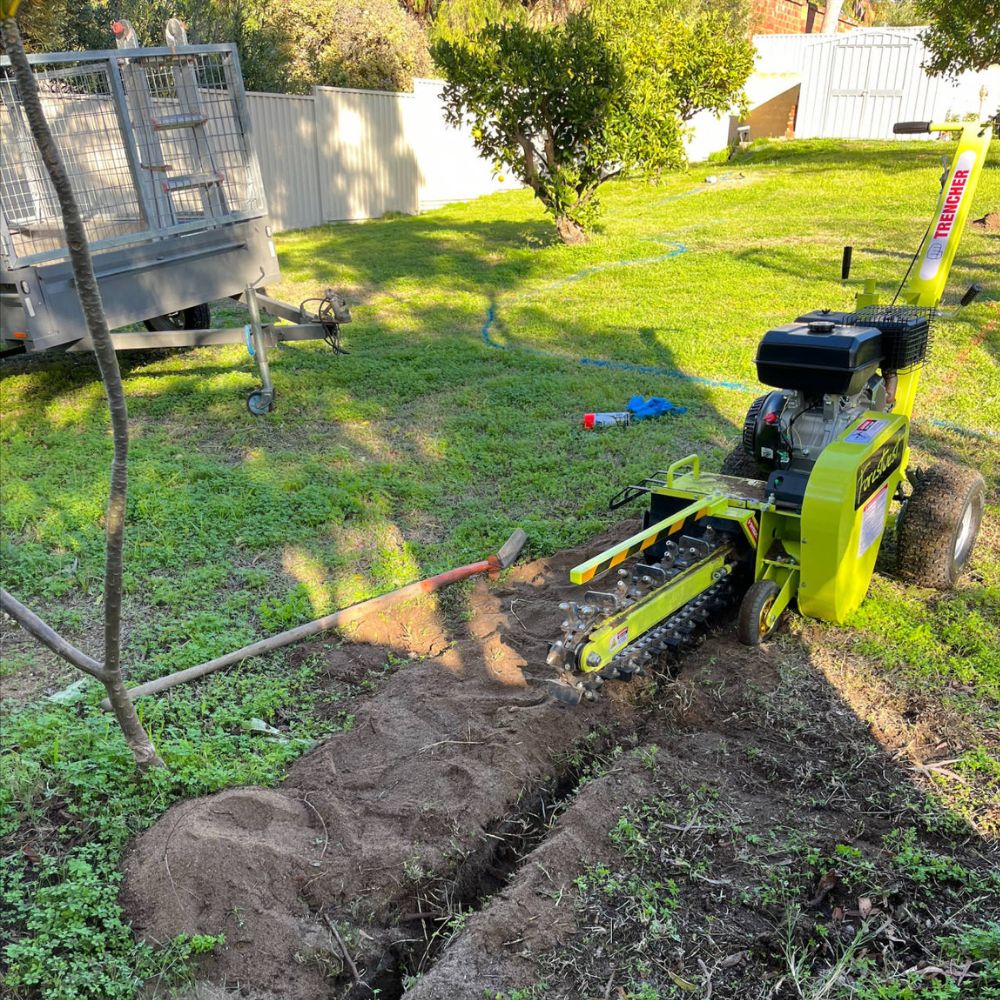 Forestwest 600MM Walk Behind Trencher 15HP Petrol Ditch Digger BM689 Forestwest