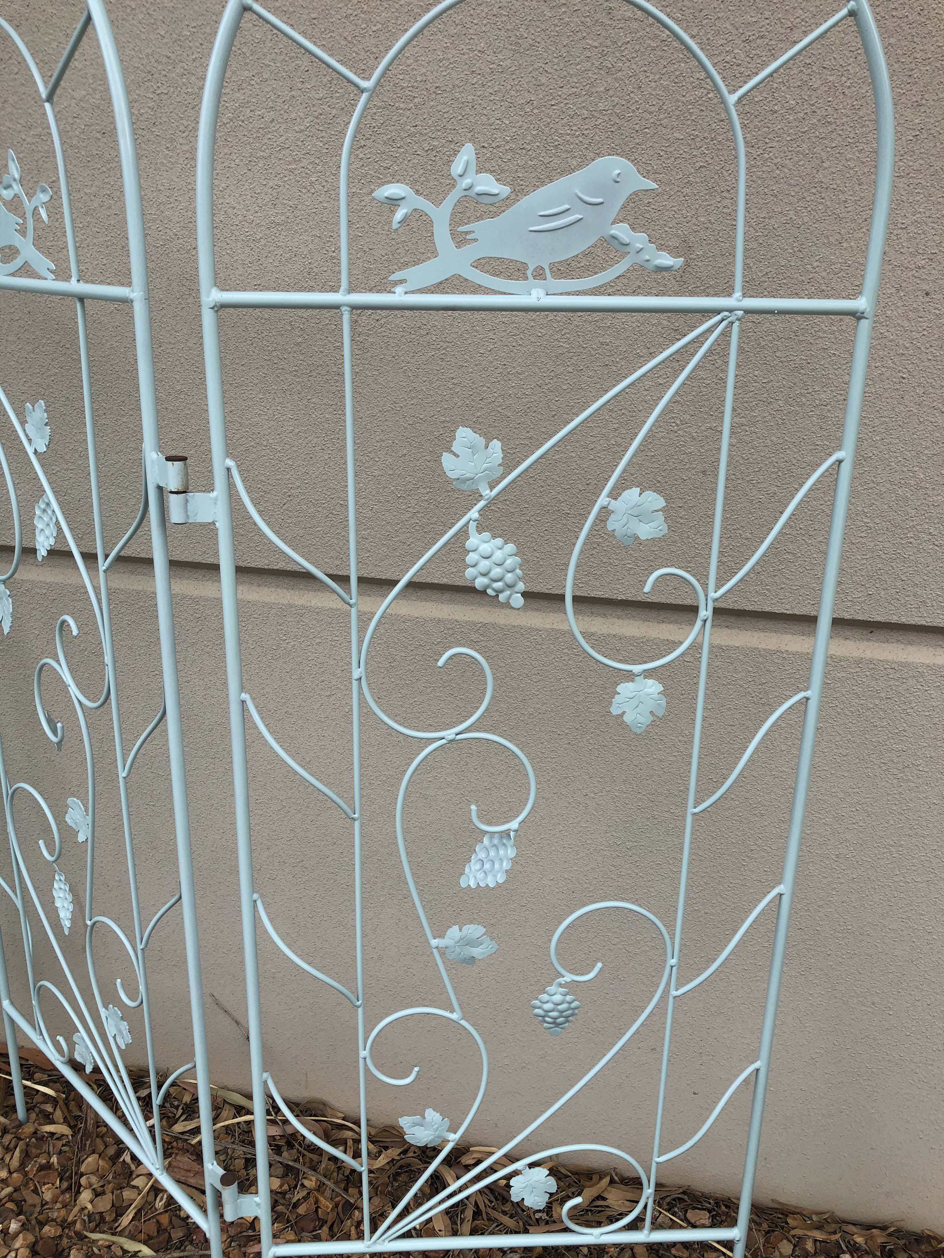 Decorative Garden Metal Divider Metal Trellis 1.6*1.5m Forestwest