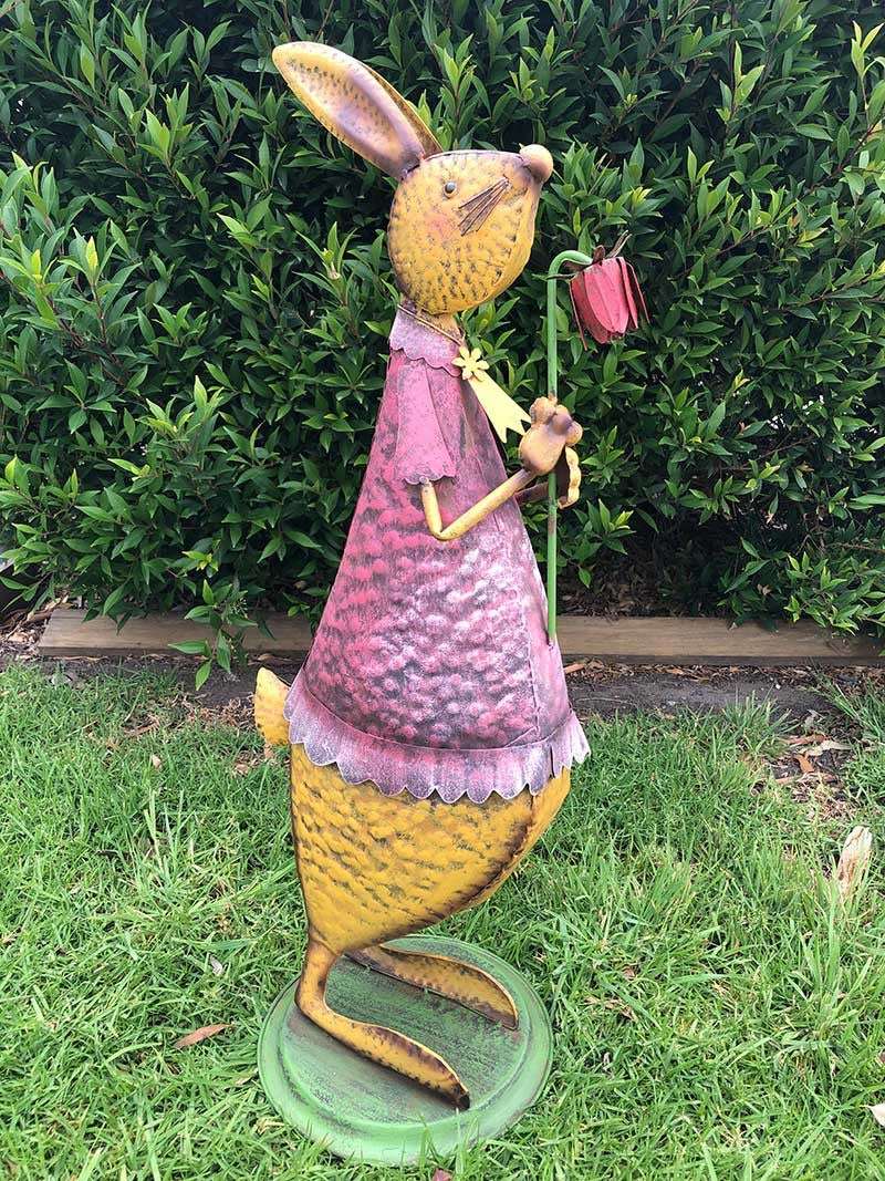 Home Garden Metal Decor Rabbit Statue with Flower | Forestwest